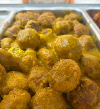 Ración De Albóndigas A La Rondeña (500 G.)