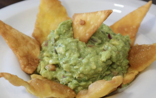 Totopos Con Guacamole
