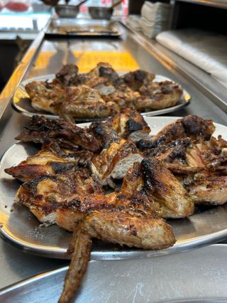 Menu de 1/2 frango para 1 pessoa com bebida e sobremesa