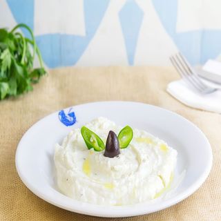 Tyrokafteri Con Pan De Pita