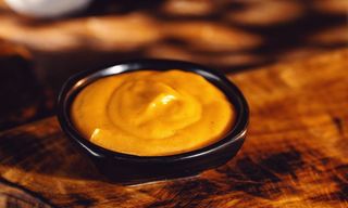 ცხელი ყველის სოუსი