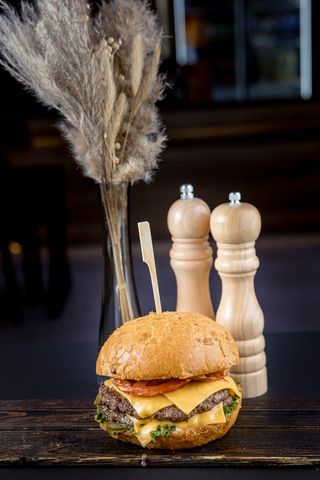 Бургер «THE» (250г)