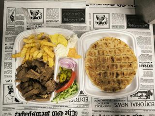 Порция телешки гирос