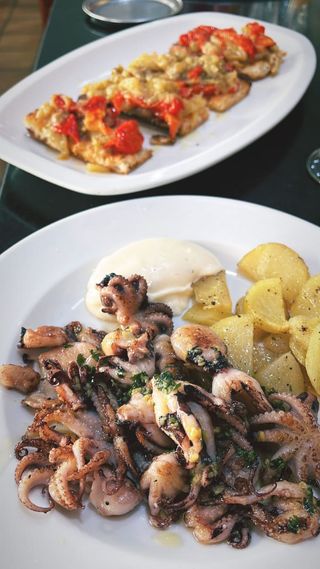 Pulpitos a la plancha con bravas, TOP