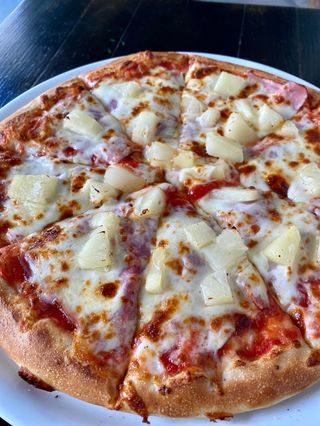 Пица Хавайска (930г)