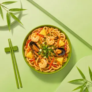 Wok Udon Fructe de mare Sos Cremos Tom Yum