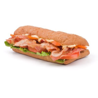 Bocatines De Bacon Con Queso Y Tomate