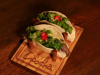 Тако з яловичиною (230г)