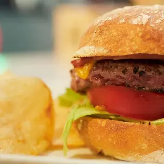 Hamburguesa de buey (140 gr)