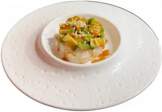 TARTAR AGUACATE