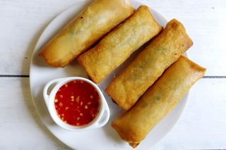 Golden Brown Spring Rolls 6Pcs