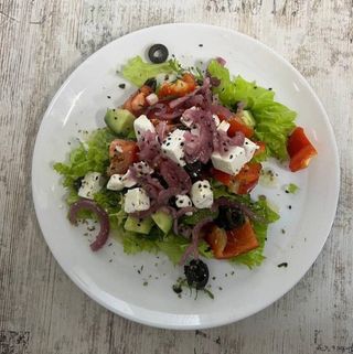 Салат Грецький (200г)