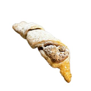 Rogalik z bezą i orzechami