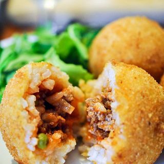 ARANCINA AL RAGU'