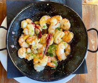 Tapa De Gambas Al Ajillo