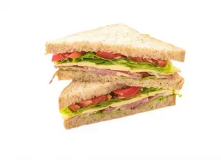 SA-4 sándwich vegetal