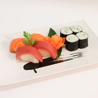 Sushi snack