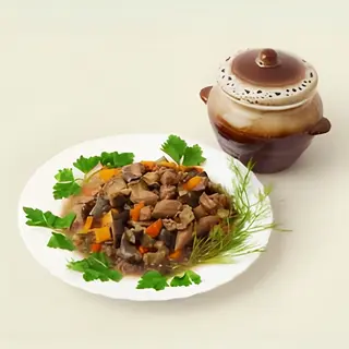 137. Свинско месо с патладжани (700гр)