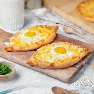 Хачапури по-аджарски