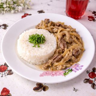 Печень по-строгановски