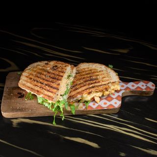 Tosta Ovo d'Arte (meia ou inteira)