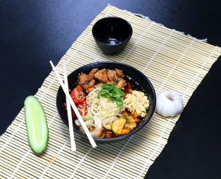 ՍԱՌԸ ԱՊՈՒՐ  ԼԱՈ ՏԱՆԳ