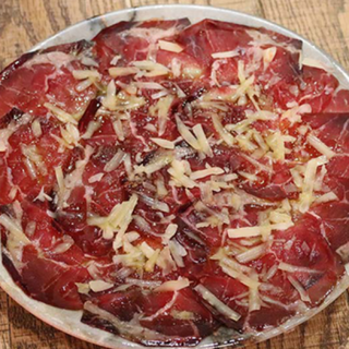 Cecina con Parmesano