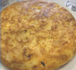 Tortilla pequena con cogomelos  (setas)