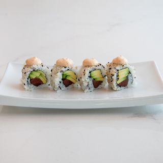 Uromaki Roll De Atún Y Aguacate