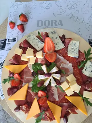 Selekcija pršute za dve osobe
