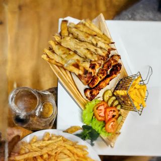 Plat brochette shishtaouk