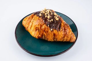 Круассан шоколадный 