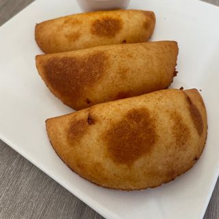 Ración de miniempanadas de molida