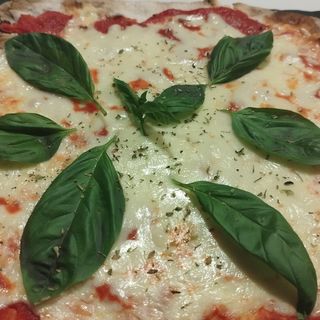 Pizza Margarita (30 Cm. x 30 Cm.)