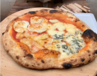Pizza Quattro Formaggi