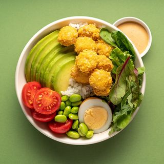 Боул з чікен попкорном