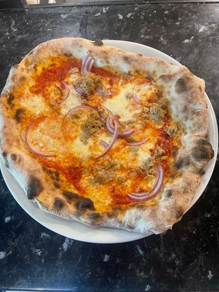 Pizza Tonno E Cipolla (33 Cm.)