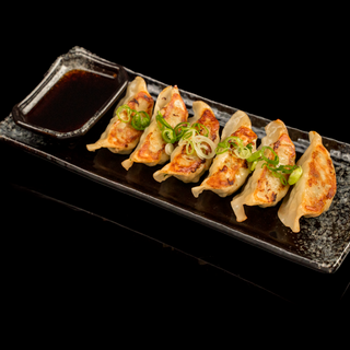 G1. Gyozas De Pollo (6 Pzs.)