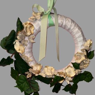 Wianek ozdobny na drzwi 