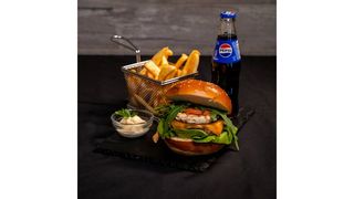 Meniu Cheeseburger (Burger + cartofi) + Pepsi (250ml)