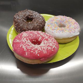 3 Donuts