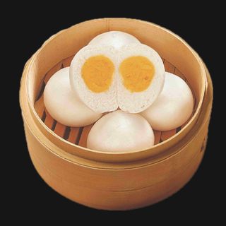 35. Bao ripieno di crema al tuorlo 