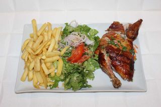 Demi Poulet Rôti+ Frites