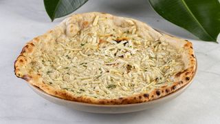 ცხარე ნაანი ყველით