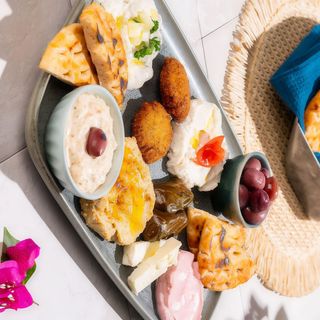 Pikilia (Para 2 Personas)