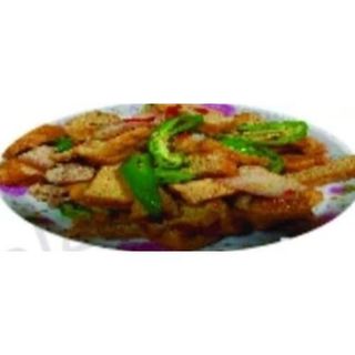 Tofu De La Casa Con Carne Y Verdura Picante