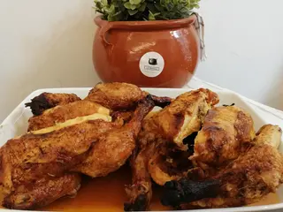 Pollo asado (entero)