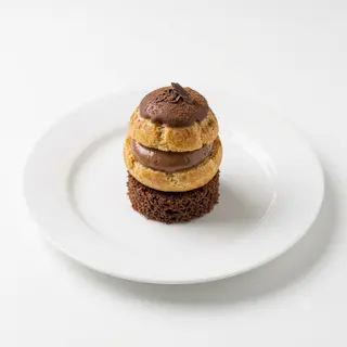 Petit Choux De Chocolate