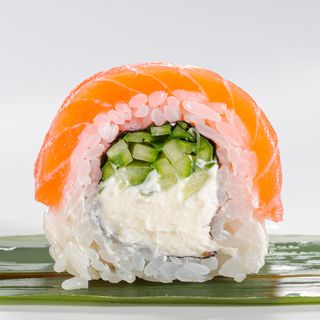 Філадельфія з лососем (250г\320г)