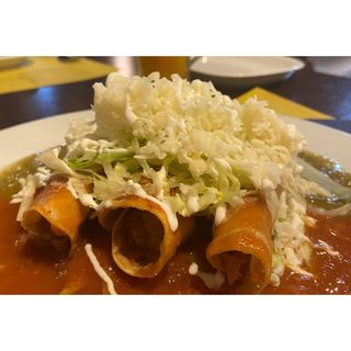 Flautas de pollo